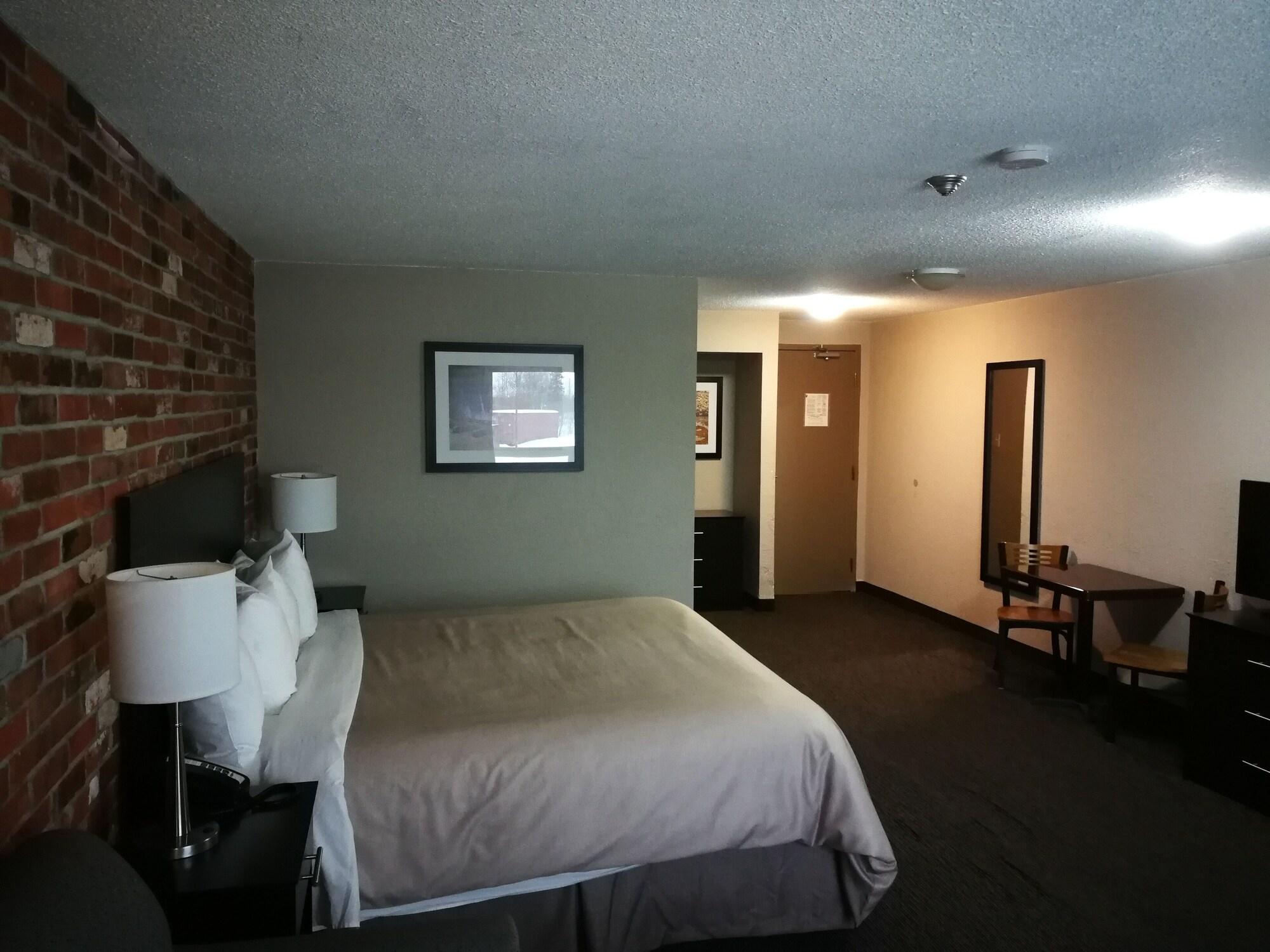 Super 8 By Wyndham Timmins On Hotel Exterior foto